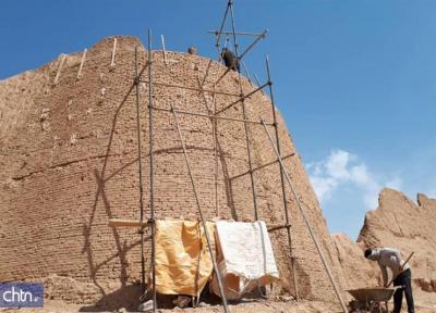 بازسازی و حفاظت مجموعه تاریخی بلقیس اسفراین از سر گرفته شد