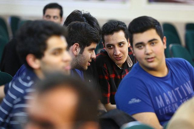 ثبت نام کلاس دهمی ها بدون لحاظ کردن برگه هدایت تحصیلی، تخلف ثبت نام کلاس دهمی ها بدون لحاظ کردن برگه راهنمایی تحصیلی، تخلف است